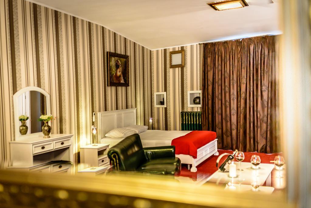 Vila Sia Hotel Bucureşti Ngoại thất bức ảnh