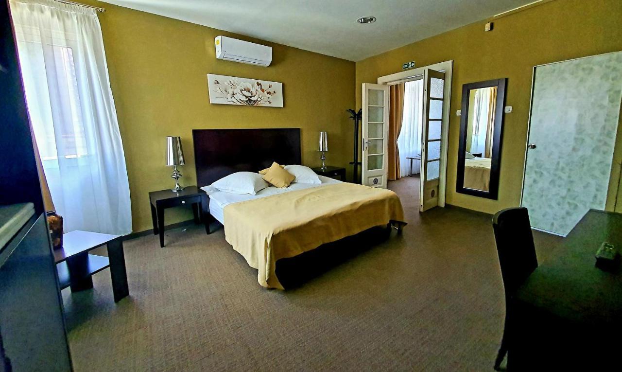 Vila Sia Bucureşti Ngoại thất bức ảnh